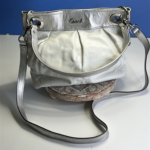 COACH PEARLESCENT WHITE & SILVER LEATHER ASHLEY DUAL SHOULDER OR CROSSBODY BAG - Picture 2 of 16